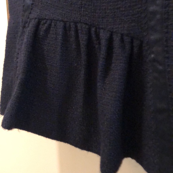 💫 Boucle and vertical ribbon lined pencil skirt with back kick ruffle pleat - Picture 4 of 8